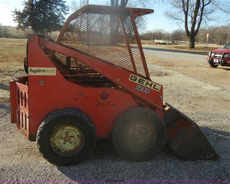 gehl 2500 skid loader|gehl 2500 skid steer manual.